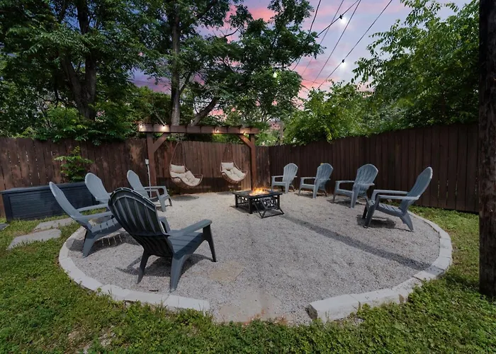 Stockyards- 4min Pet Friendly 3br Luxe Gem Holiday home