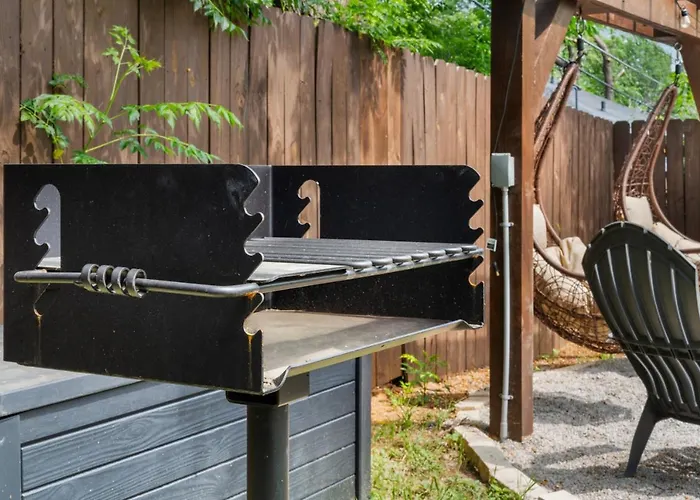 Holiday home Stockyards- 4min Pet Friendly 3br Luxe Gem