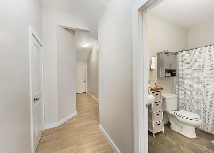 Stockyards- 4min Pet Friendly 3br Luxe Gem Holiday home