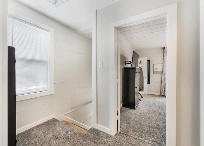 Holiday home Stockyards- 4min Pet Friendly 3br Luxe Gem