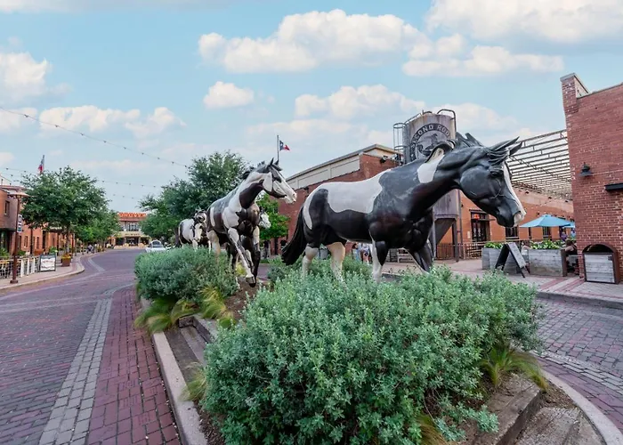 Holiday home Stockyards- 4min Pet Friendly 3br Luxe Gem *